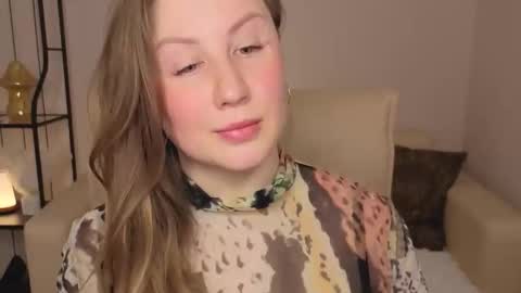 Helen online show from April 17, 2:36 am