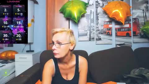 Helga online show from November 17, 1:28 pm