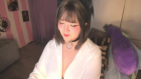 Snapshot of hell_fairy chatting on September 12, 3:06 am Laura online show from September 12, 3:06 am