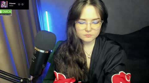 Red online show from September 21, 5:03 pm