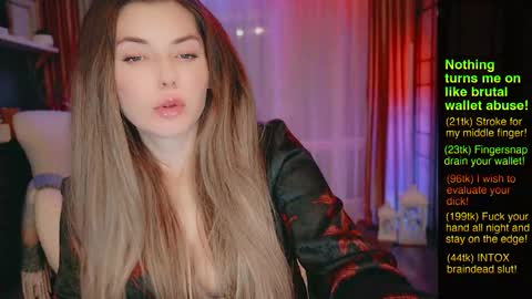 Snapshot of hell_on_heels_ chatting on January 15, 4:36 am - show loyalty and subscribe - online show from January 15, 4:36 am