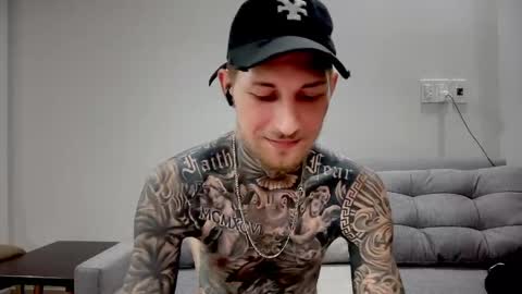 hellacozy online show from April 20, 11:46 am