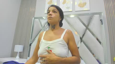 Snapshot of hellen__4master chatting on July 14, 11:16 am Hellen online show from July 14, 11:16 am