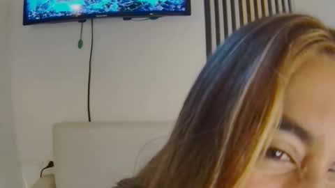 hellen_rice online show from January 18, 1:04 pm