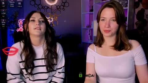 Snapshot of helli_belli chatting on October 14, 7:36 pm Helli online show from October 14, 7:36 pm