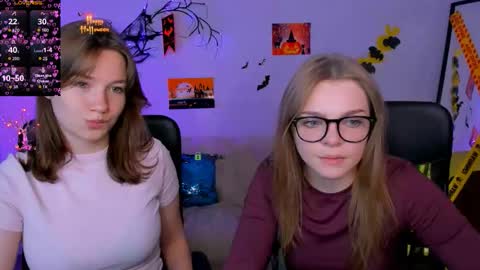 Snapshot of helli_belli chatting on October 28, 8:22 pm Helli online show from October 28, 8:22 pm