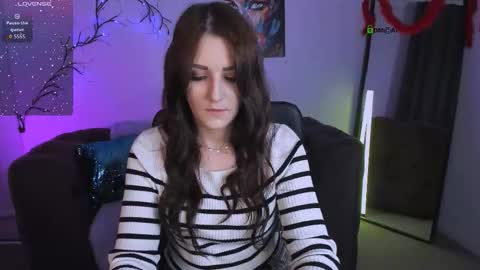 Snapshot of helli_belli chatting on November 11, 8:09 pm Helli online show from November 11, 8:09 pm