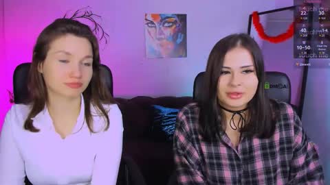 Snapshot of helli_belli chatting on December 16, 8:14 pm Helli online show from December 16, 8:14 pm