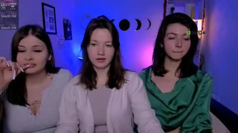 Helli online show from March 1, 8:11 pm