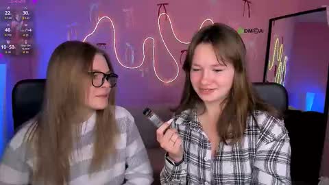 Helli online show from March 6, 8:27 pm