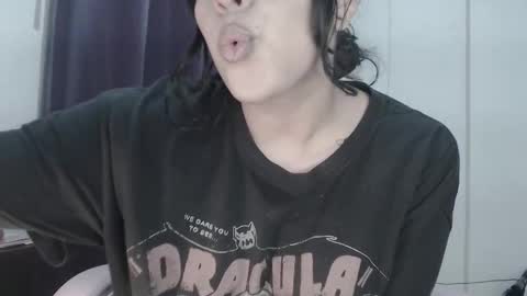 Snapshot of hello_demonkitty chatting on March 7, 2:46 am SIMONA  online show from March 7, 2:46 am
