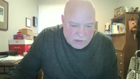 helloforfun111 online show from April 21, 11:05 am