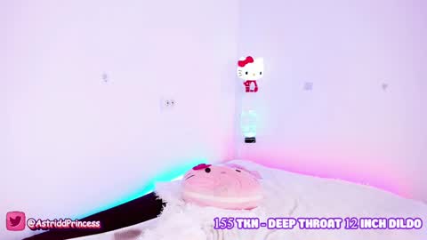 Snapshot of helloiamastrid chatting on February 10, 6:45 pm helloiamastrid online show from February 10, 6:45 pm