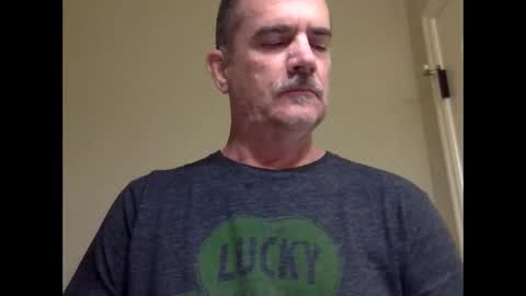 Snapshot of helloitsme969 chatting on October 31, 3:57 pm helloitsme969 online show from October 31, 3:57 pm