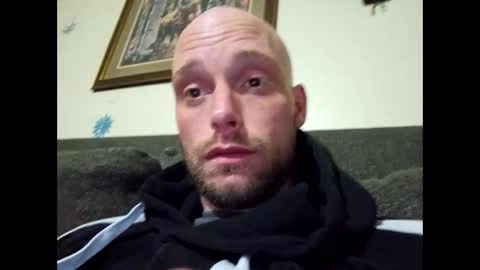 helloladysandgents online show from December 16, 6:40 am