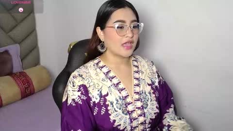 Snapshot of heluejamil chatting on October 30, 2:07 pm Zahira online show from October 30, 2:07 pm