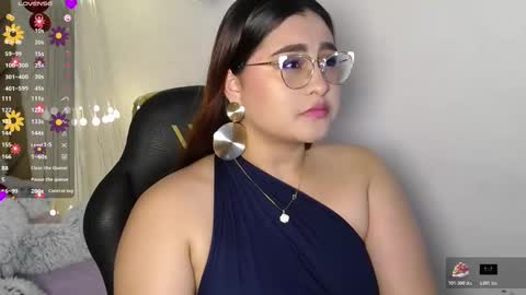 Snapshot of heluejamil chatting on November 14, 8:51 pm Zahira online show from November 14, 8:51 pm