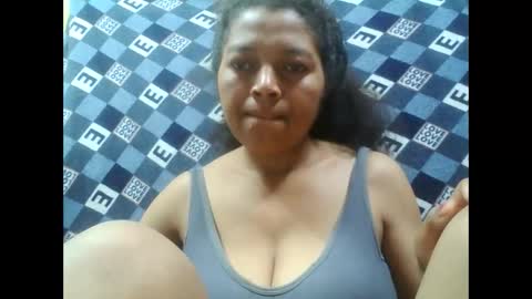 Snapshot of henitsaldy chatting on September 12, 7:19 am henitsaldy online show from September 12, 7:19 am