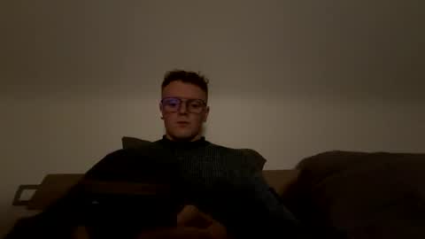 henrietje online show from December 3, 4:27 pm