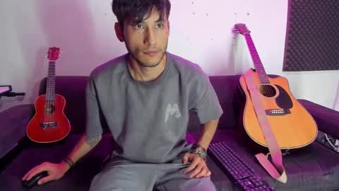 henrik_senn online show from December 4, 10:24 am