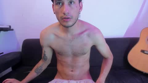 henrik_senn online show from March 17, 8:06 am