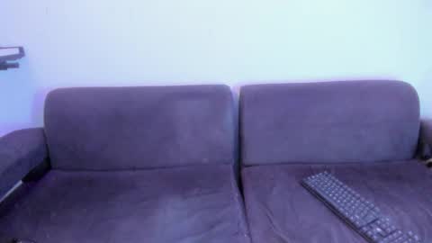 henrik_senn online show from April 2, 12:14 pm