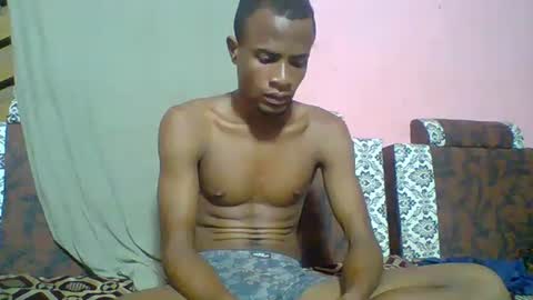 Snapshot of henriotflavien20 chatting on December 12, 9:15 pm Adrian Honey online show from December 12, 9:15 pm