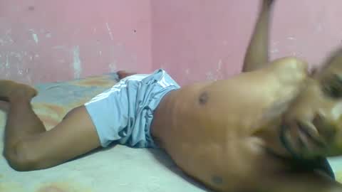 Snapshot of henriotflavien20 chatting on December 19, 5:29 am Adrian Honey online show from December 19, 5:29 am