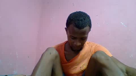 Snapshot of henriotflavien20 chatting on December 26, 11:32 am Adrian Honey online show from December 26, 11:32 am