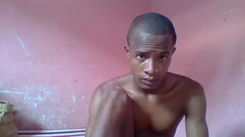 Snapshot of henriotflavien20 chatting on January 2, 6:18 am Adrian Honey online show from January 2, 6:18 am