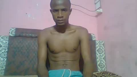 Snapshot of henriotflavien20 chatting on January 11, 5:10 am Adrian Honey online show from January 11, 5:10 am