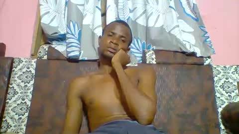 Snapshot of henriotflavien20 chatting on January 22, 1:53 am Adrian Honey online show from January 22, 1:53 am