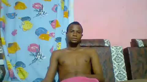 Snapshot of henriotflavien20 chatting on January 30, 4:27 am Adrian Honey online show from January 30, 4:27 am