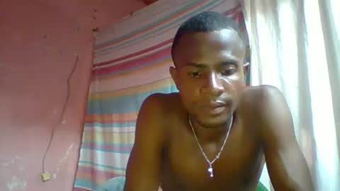 Snapshot of henriotflavien20 chatting on February 17, 3:09 pm Adrian Honey online show from February 17, 3:09 pm