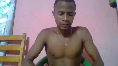 Snapshot of henriotflavien20 chatting on February 19, 5:16 am Adrian Honey online show from February 19, 5:16 am