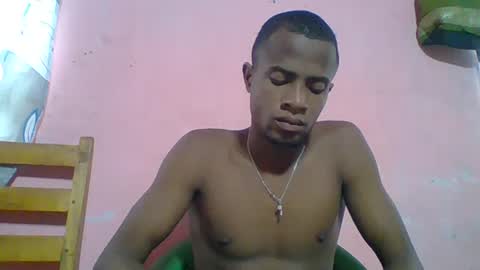 Snapshot of henriotflavien20 chatting on February 22, 9:56 am Adrian Honey online show from February 22, 9:56 am