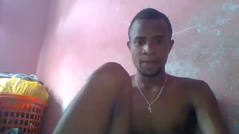 Snapshot of henriotflavien20 chatting on March 2, 12:01 pm Adrian Honey online show from March 2, 12:01 pm