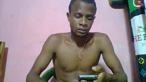 Snapshot of henriotflavien20 chatting on March 4, 5:11 am Adrian Honey online show from March 4, 5:11 am