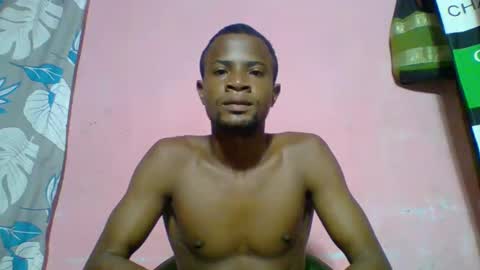 Snapshot of henriotflavien20 chatting on March 7, 5:08 am Adrian Honey online show from March 7, 5:08 am