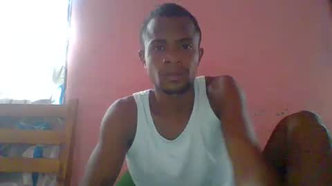 Snapshot of henriotflavien20 chatting on March 10, 8:26 am Adrian Honey online show from March 10, 8:26 am