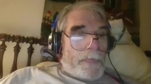 henrybond1979 online show from May 28, 7:33 pm
