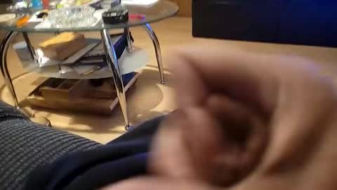 Henrybones online show from October 19, 6:03 am
