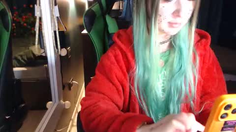 Snapshot of hentaishiing chatting on November 27, 6:32 pm Hentaishiing online show from November 27, 6:32 pm