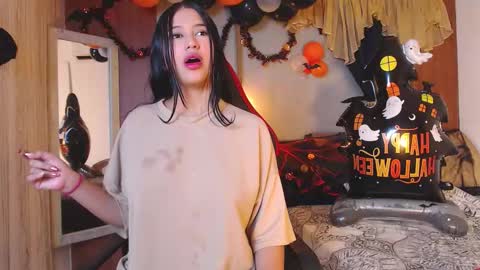 Snapshot of hera_divine chatting on October 21, 9:26 pm HERA online show from October 21, 9:26 pm