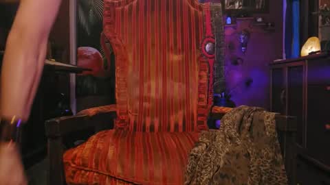 Snapshot of hercles chatting on January 13, 11:17 pm Aaron Lad online show from January 13, 11:17 pm