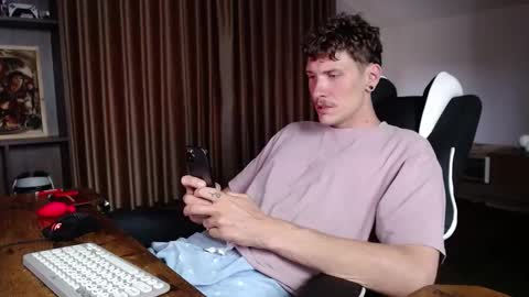 Gregblonde  Alextattoo online show from November 18, 1:33 am