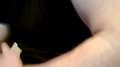 Snapshot of heretost chatting on April 21, 9:48 am mr D online show from April 21, 9:48 am