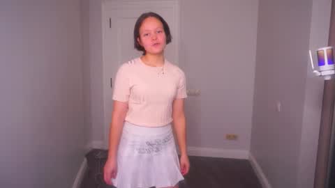 Snapshot of herminaabedi chatting on November 22, 2:16 pm Hermina online show from November 22, 2:16 pm