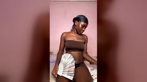 Snapshot of herslatt chatting on February 21, 5:47 pm herslatt online show from February 21, 5:47 pm