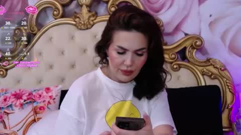 Snapshot of hessahessy chatting on December 1, 5:40 pm Hessy online show from December 1, 5:40 pm